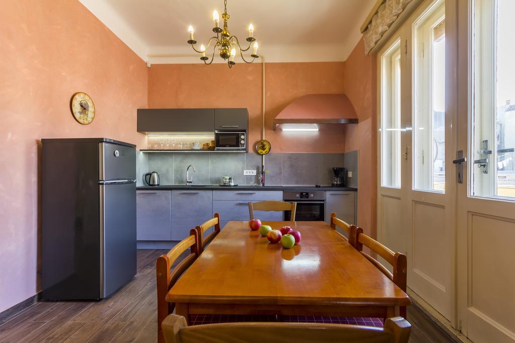 Spacious & Smart Center Apartment Pula Exterior photo